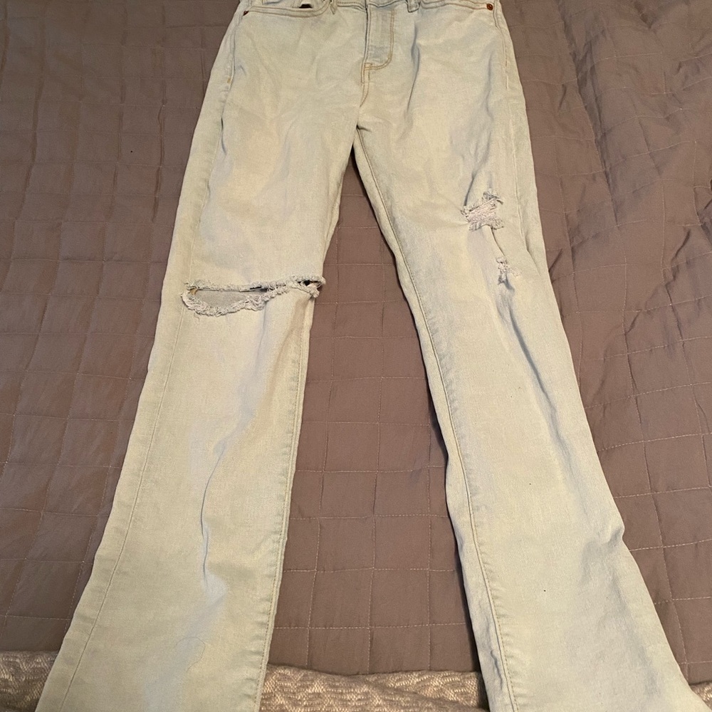 Old navy ripped jeans teenage boy